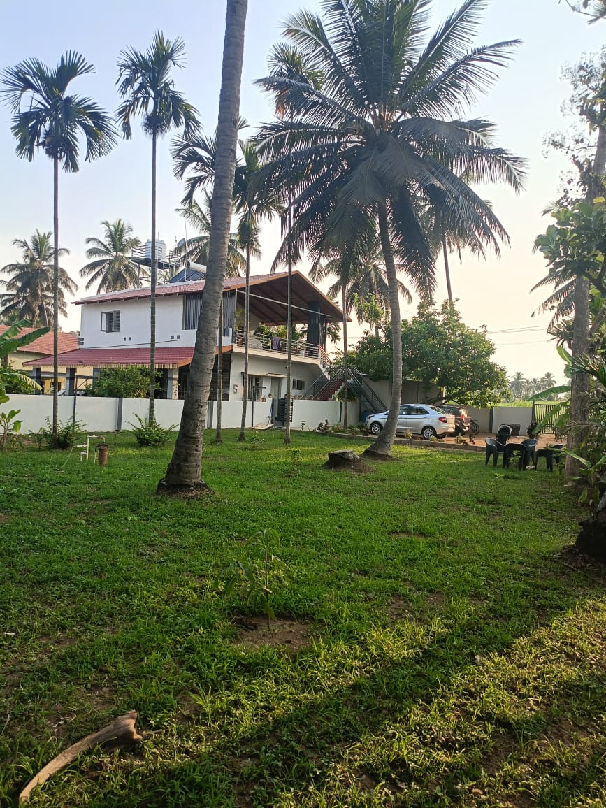 Rustic Fields - a Pet friendly Village Stay